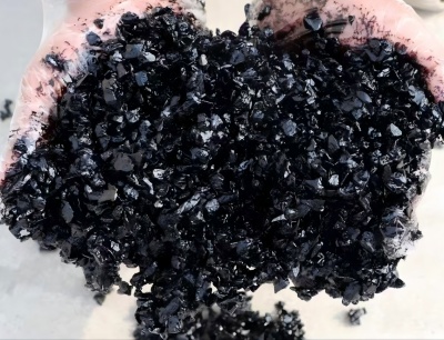 雄关区沥青冷补料（沥青砂）的优势特点与施工流程解析