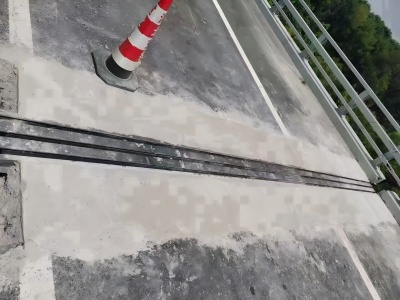 雄关区伸缩缝更换后浇筑材料快速结构修补料速砼的产品特点及施工流程​